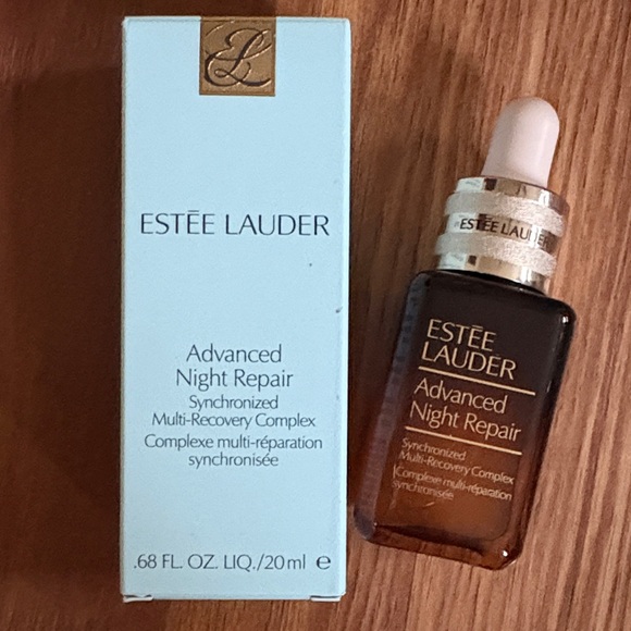 Estee Lauder Advanced Night Repair - Blue and Brown